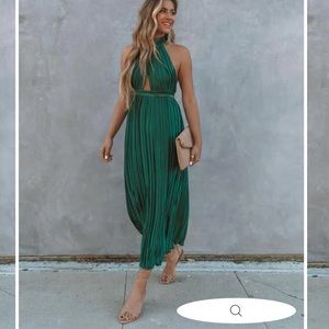 gorgeous green midi dress